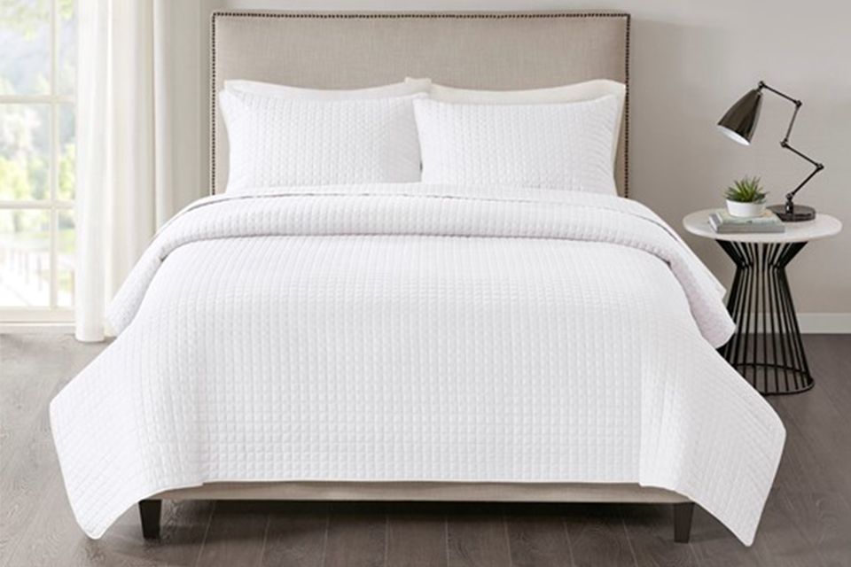 Otto 3 Piece Reversible Coverlet Set - Full/Queen