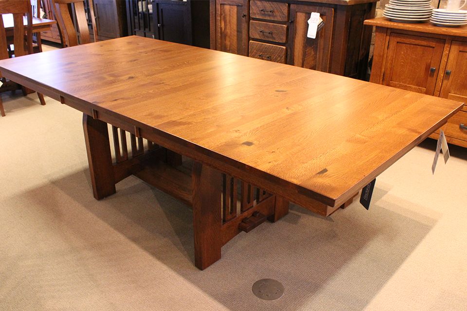Rustic Quartersawn Oak Dining Table With Leaves Redekers Furniture
