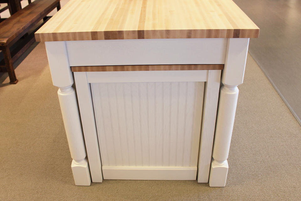 kitchen islands with pull out table