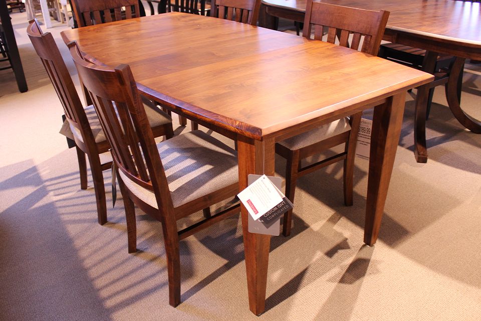 Brown Maple Shaker Dining Table with Two Leaves