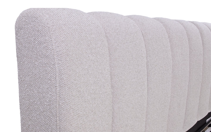 Kuka Upholstered Queen Bed