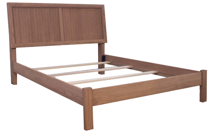 Oak Queen Bed