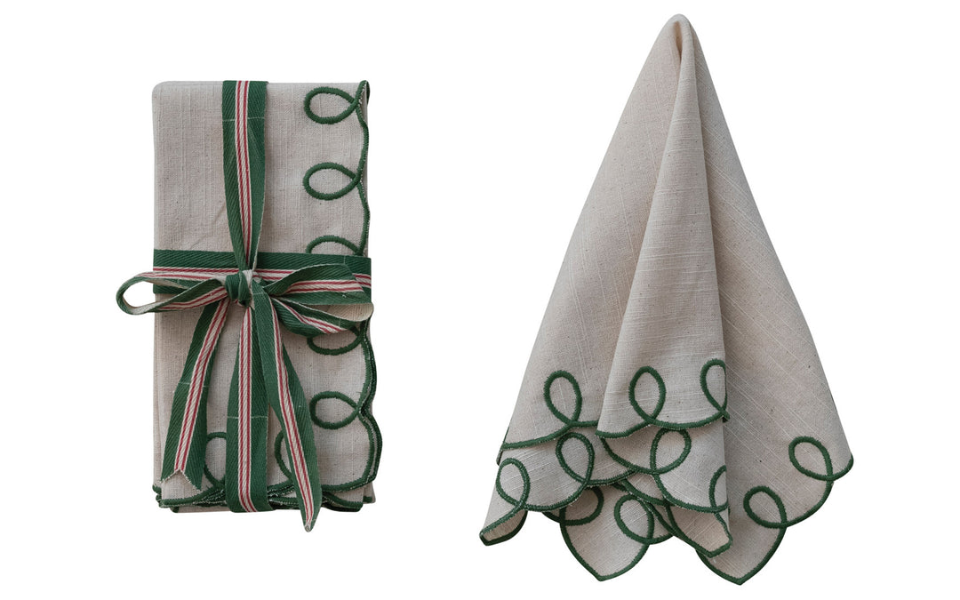 Cotton Scalloped Napkins with Embroidered Edges