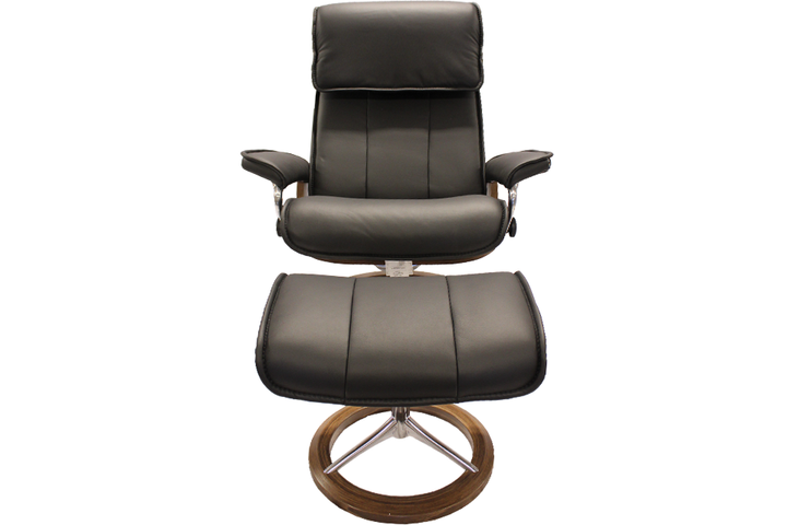 Ekornes Stressless Large Admiral Signature Recliner And Ottoman