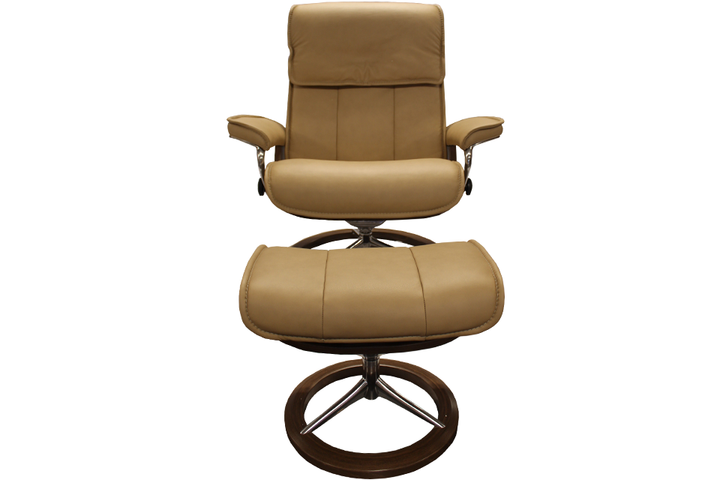 Ekornes Stressless Admiral Large Recliner And Ottoman