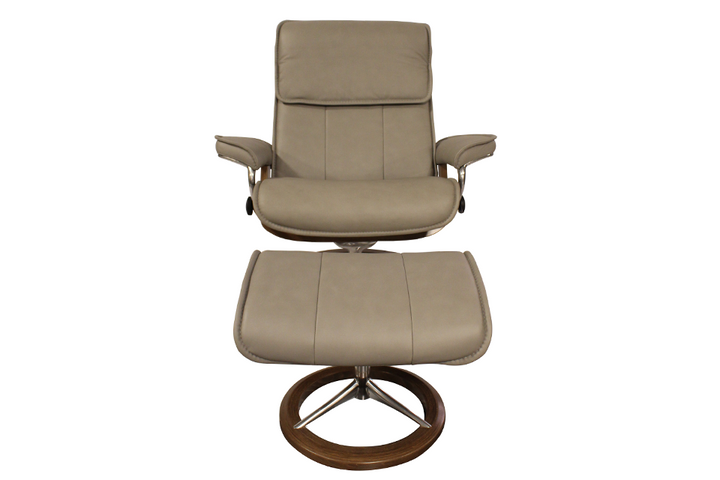 Ekornes Stressless Admiral Large Recliner And Ottoman