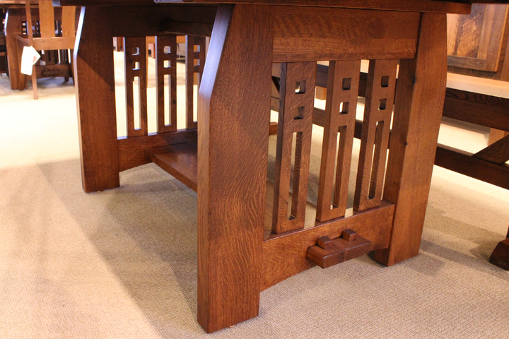 Rustic Quartersawn Oak Dining Table With Leaves