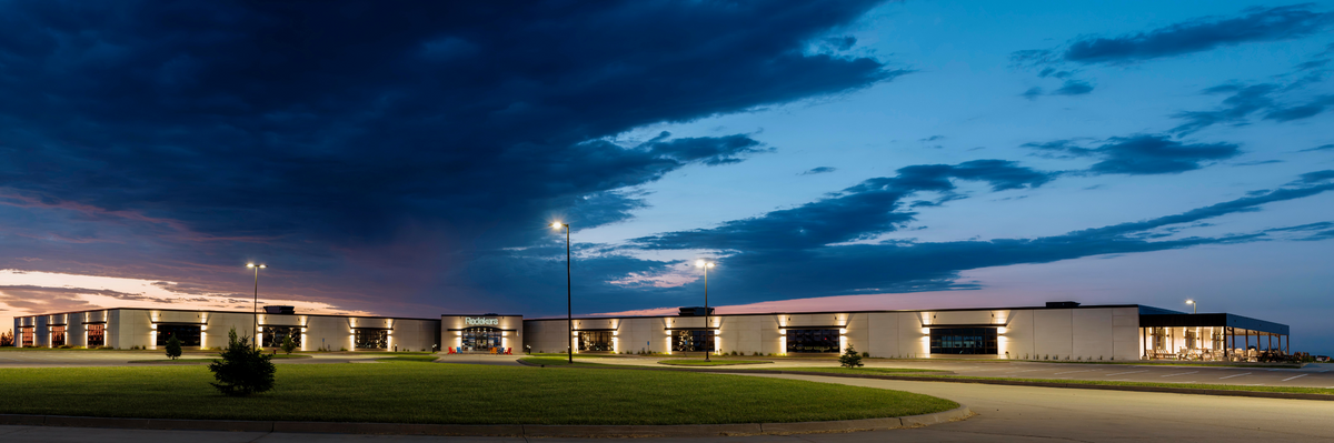 Rodecker Building About – Redekers